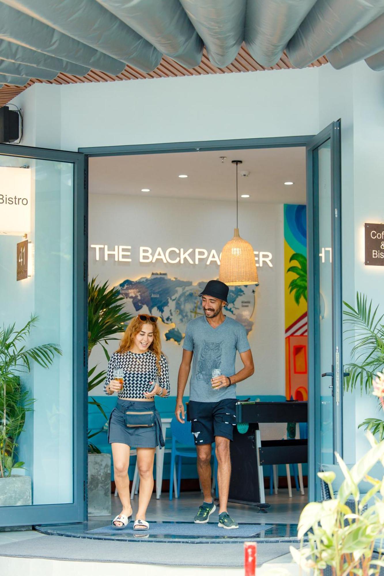 The Backpacker 4*