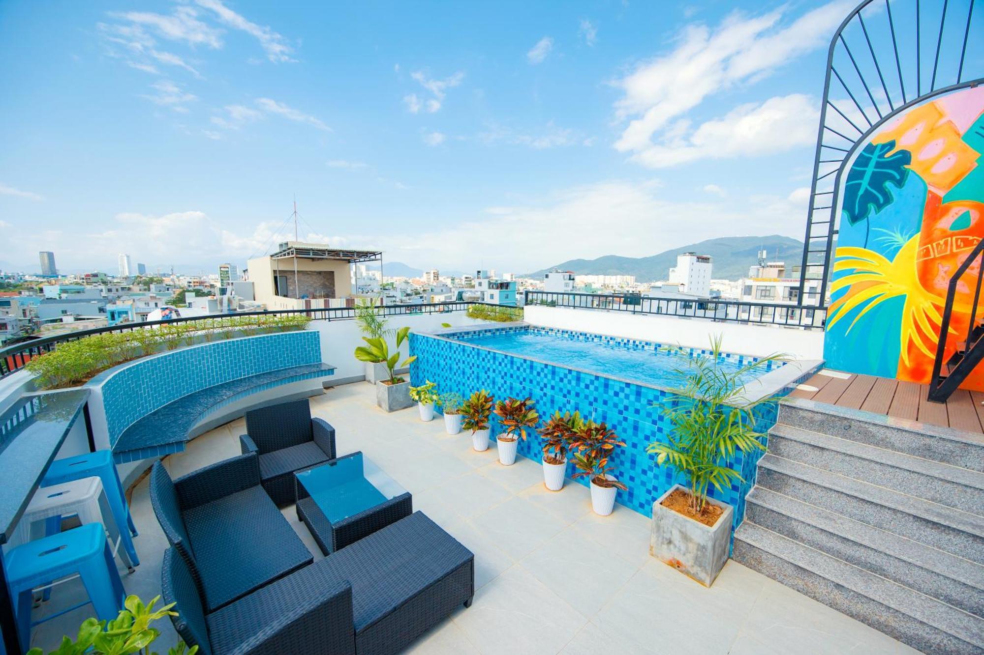 The Backpacker Hotel 4*
